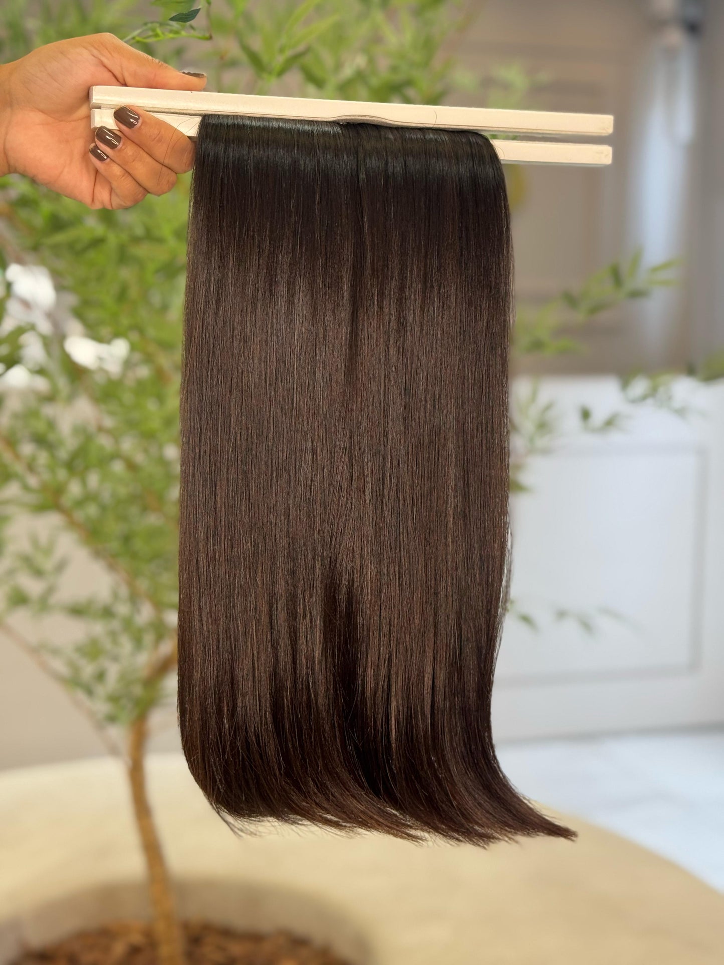 Cabelo Liso Brasileiro - Castanho Natural 50 cm (130g)