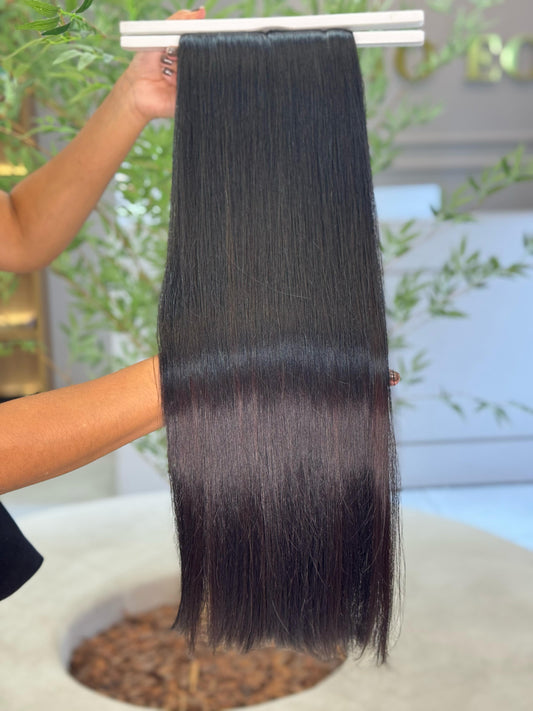 Cabelo Liso Brasileiro - Castanho Natural 70 cm (200g)