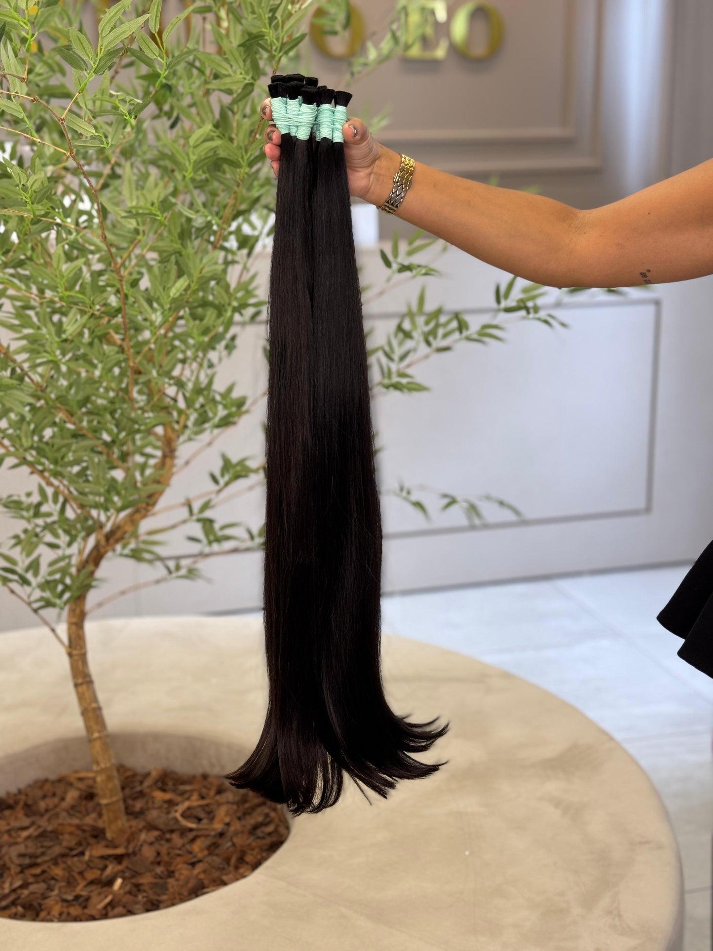 Cabelo Liso Brasileiro - Castanho Médio 70 cm (200g ) CLÁUDIA